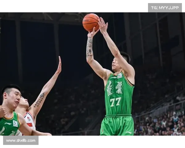 CBA季后赛半决赛激战正酣辽宁本钢迎战浙江稠州银行精彩对决引爆球迷热情